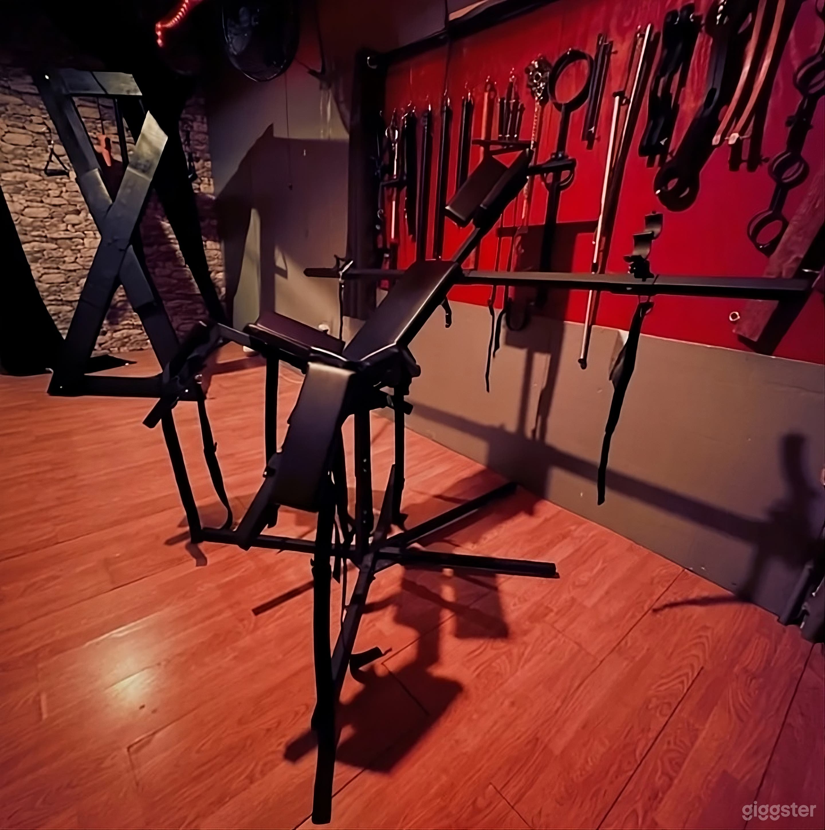 Sensual Boutique Dungeon for Film & Photography Photo 4