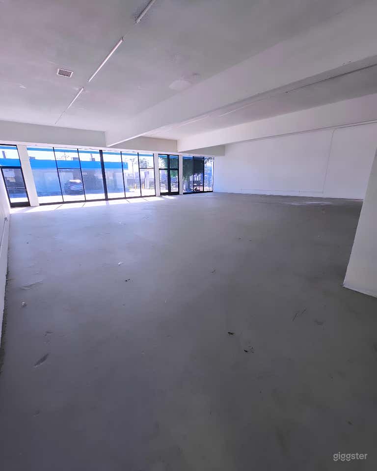  Amplio Estudio de Danza y Espacio para Eventos 