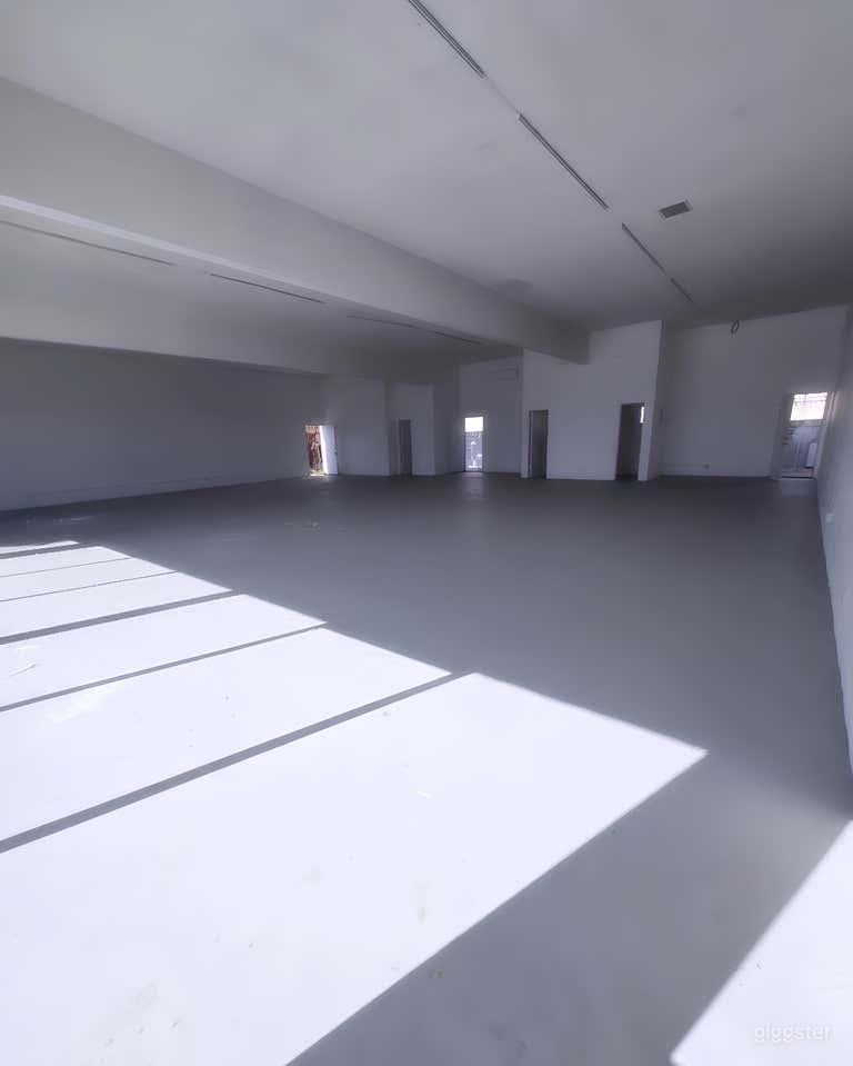  Amplio Estudio de Danza y Espacio para Eventos 