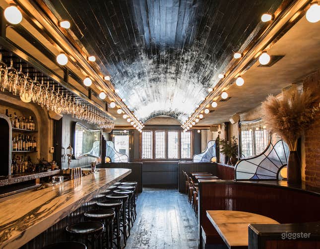 Mansion Inner Courtyard Cobble Hill Natural Wine Bar with Garden Courtyard | Rent this location ...