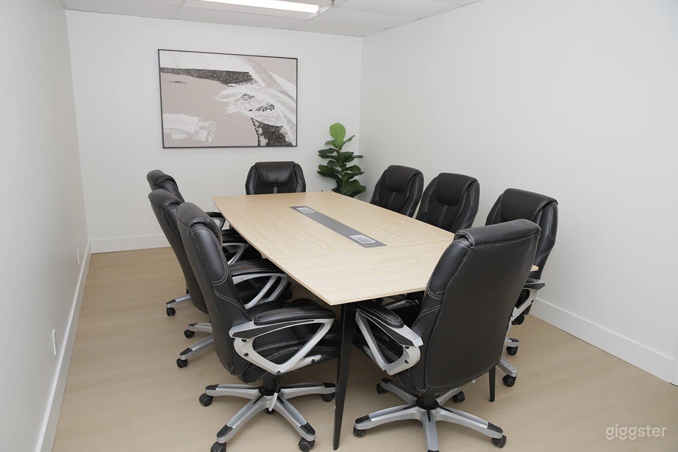 Meeting Room in  West Palm Beach Photo 2