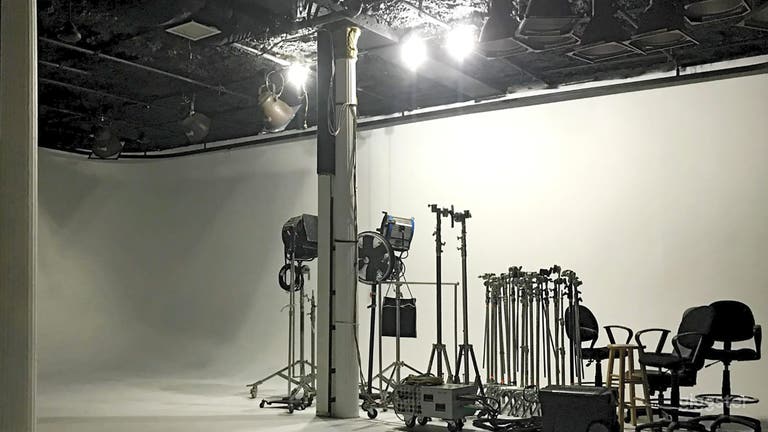  White cyclorama with gear 