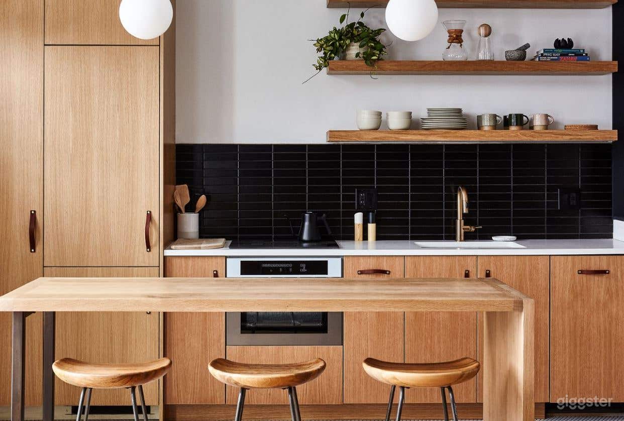 Baller Jawn - Studio Loft Apartment  Photo 3