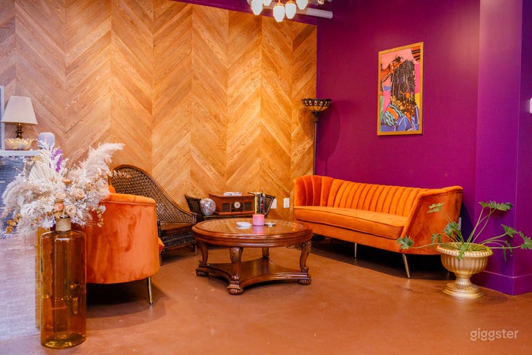  Colorful and Flexible Venue 