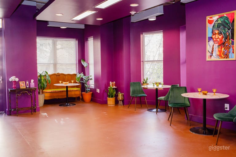  Colorful and Flexible Venue 