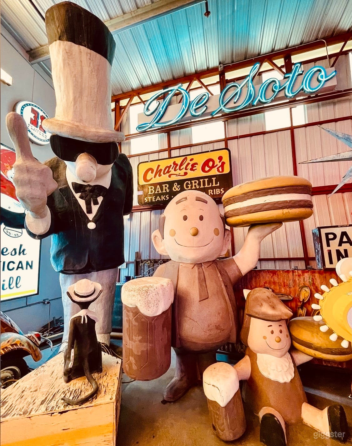 Pop-culture museum industrial Photo 4