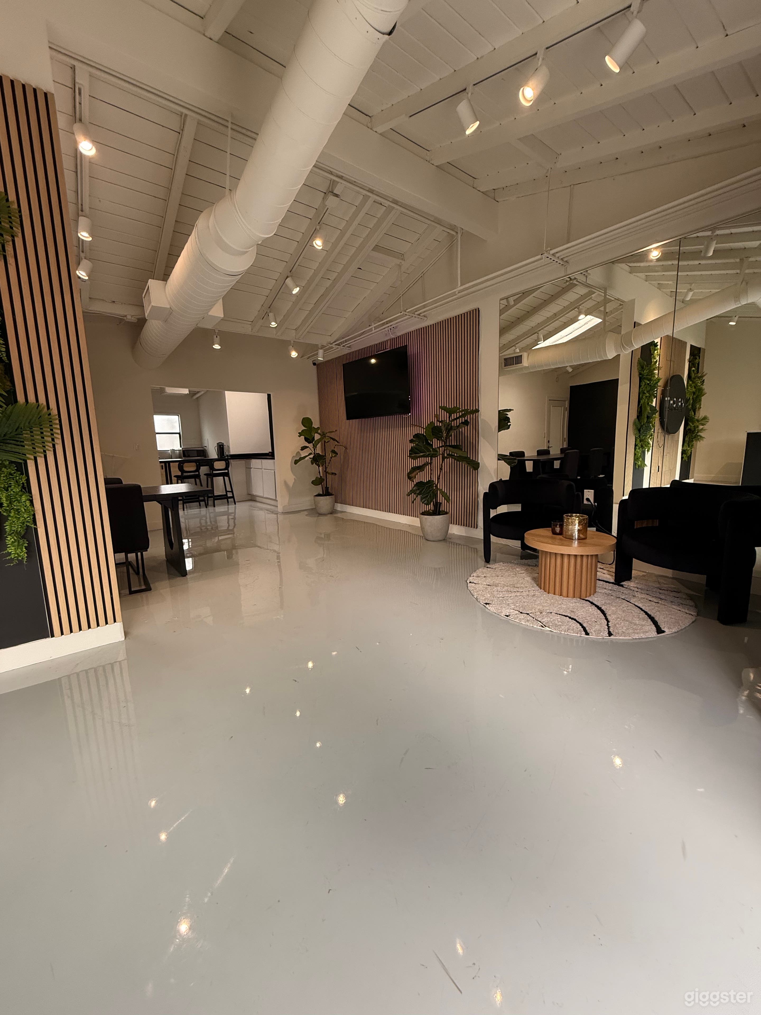 Events, Meetings, Content, Networking, Social Space Photo 1