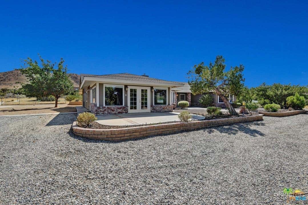 Sun Room - Front View