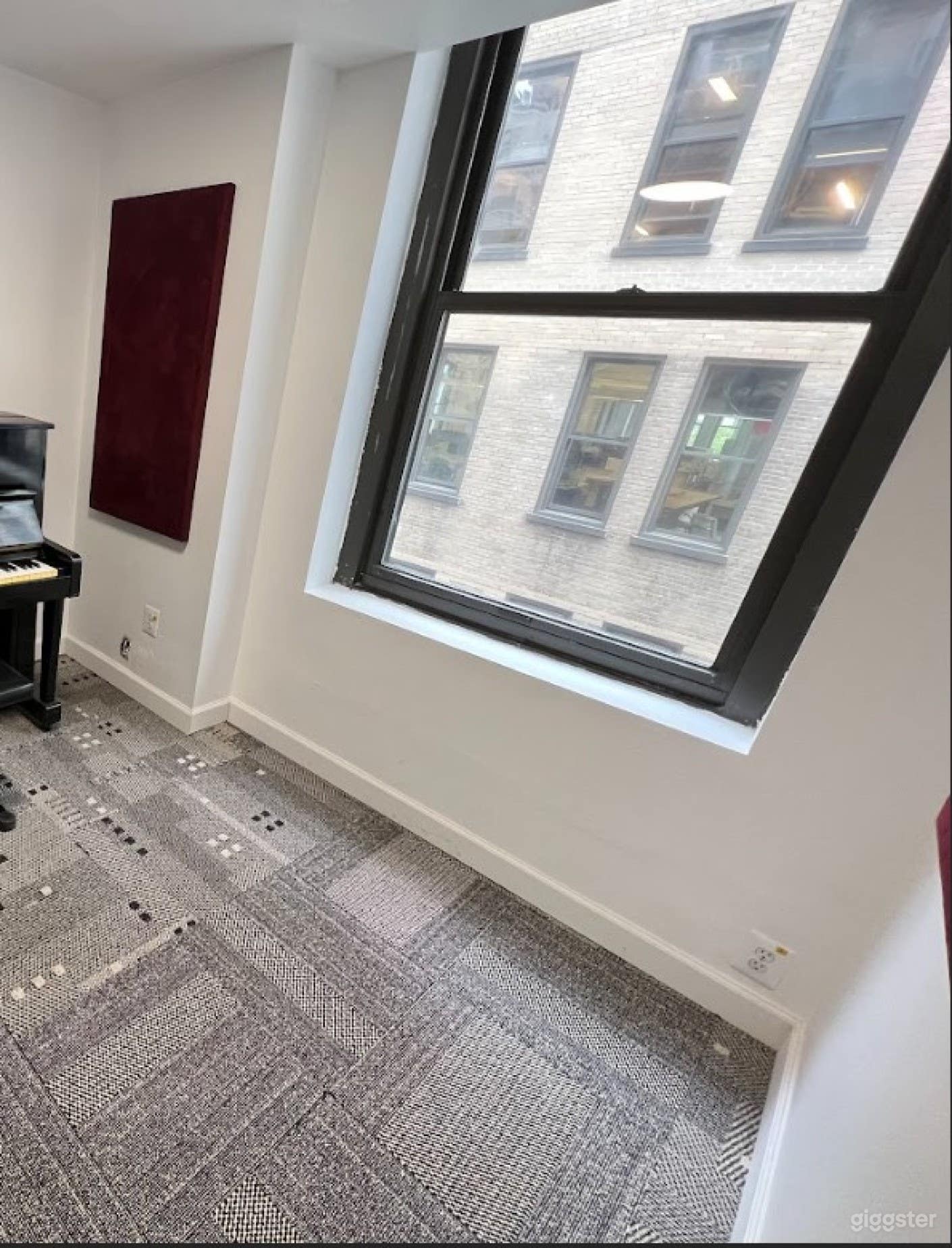 Your Ideal Venue For Private Events With Piano Photo 3