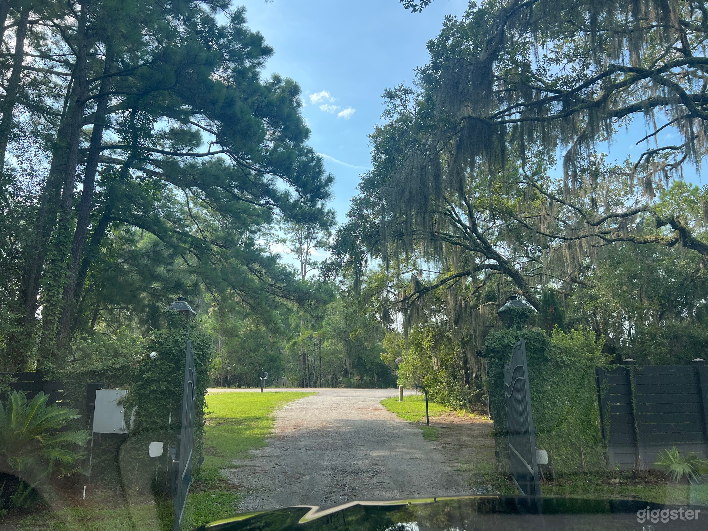 23 acres marsh view with 8 stall stable  Photo 1