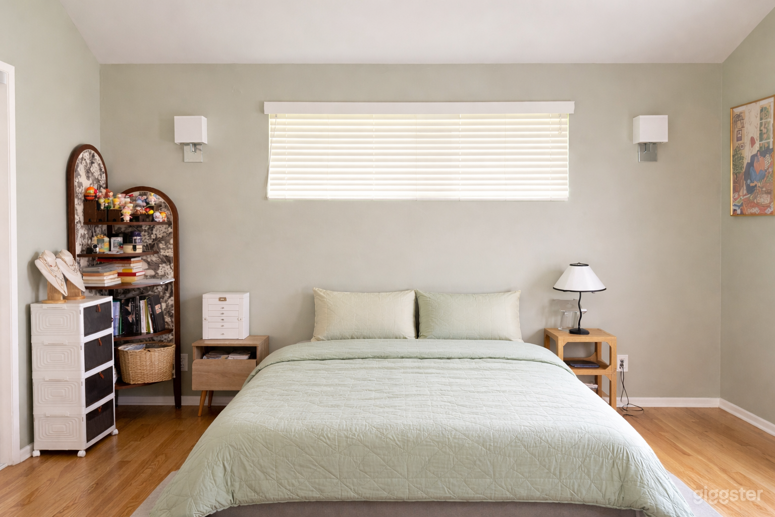 Cozy modern French style house in Pasadena Photo 2