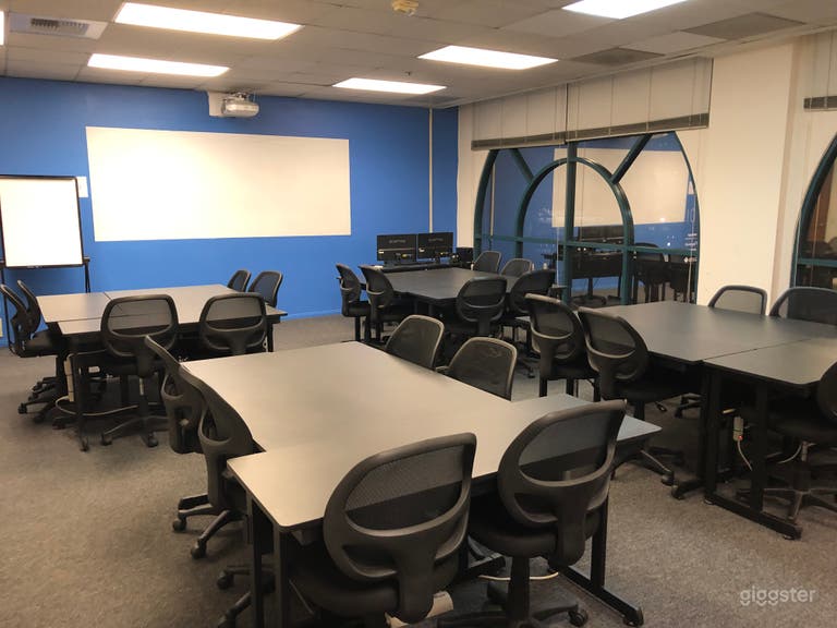  High Tech Corporate Training / Meeting Glendale 