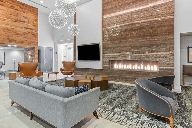  Elegant Club Room & Patio in Irvine 