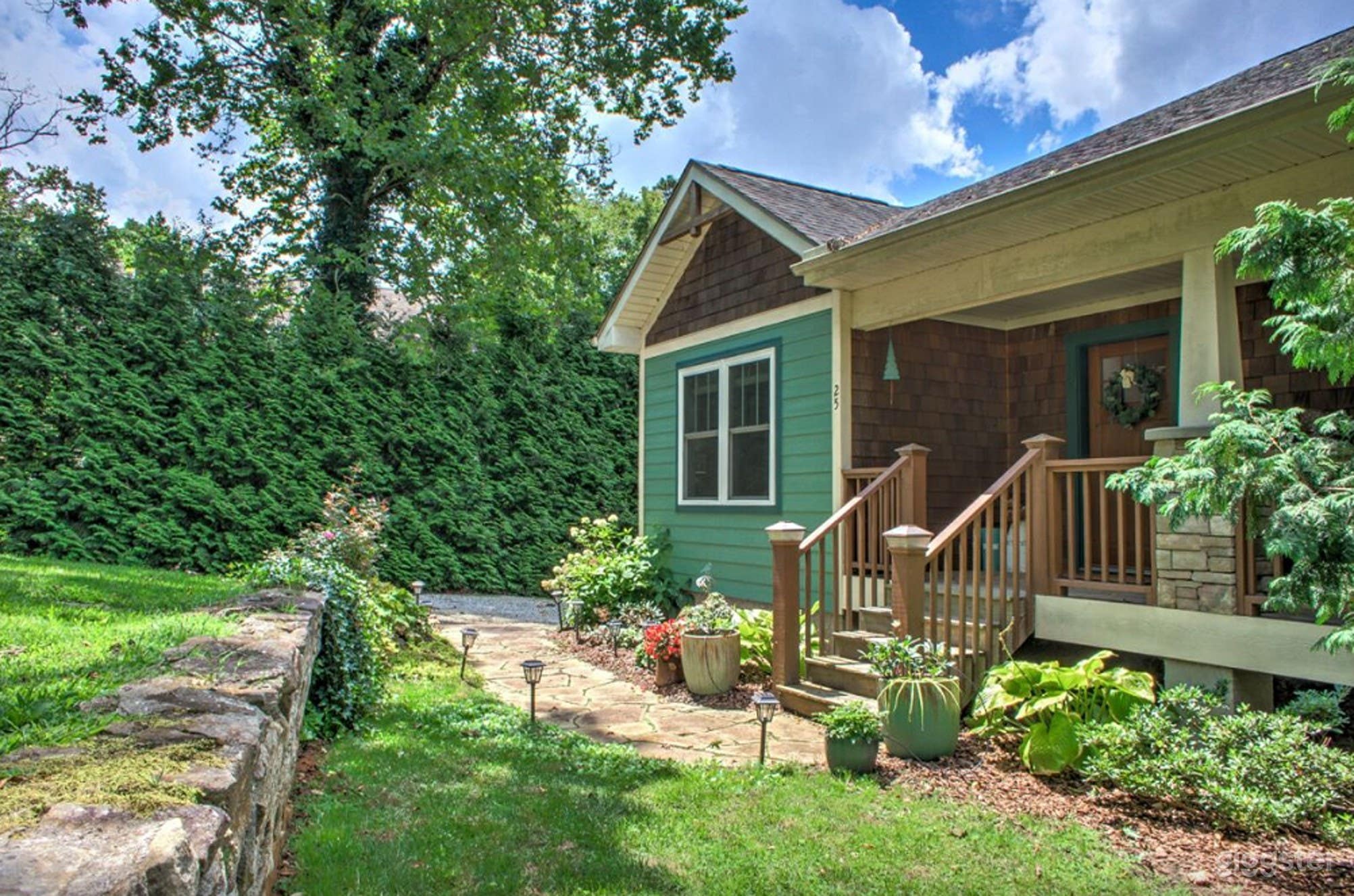 Classic Carolina Home Photo 3