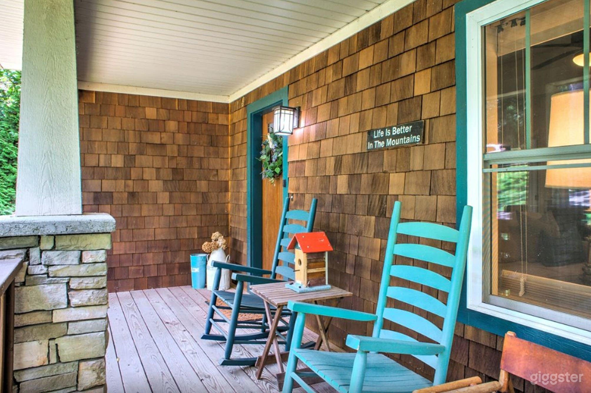 Classic Carolina Home Photo 4