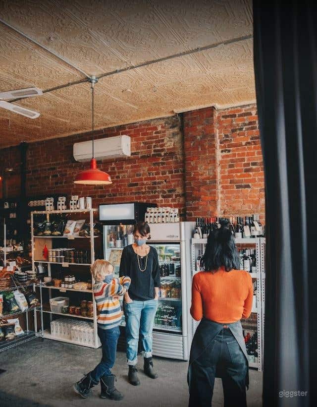Idyllic Coffee Shop and Wine Bar 2 in Sorauren, Toronto  Photo 2
