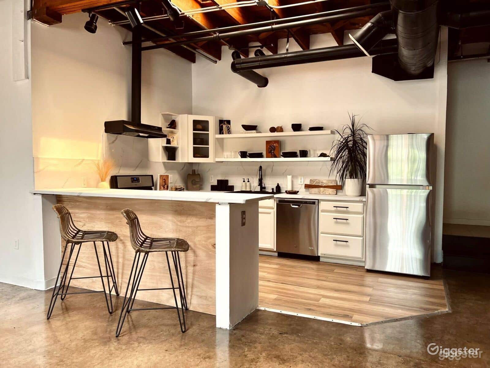 Modern Loft and Photography Buyout Photo 4