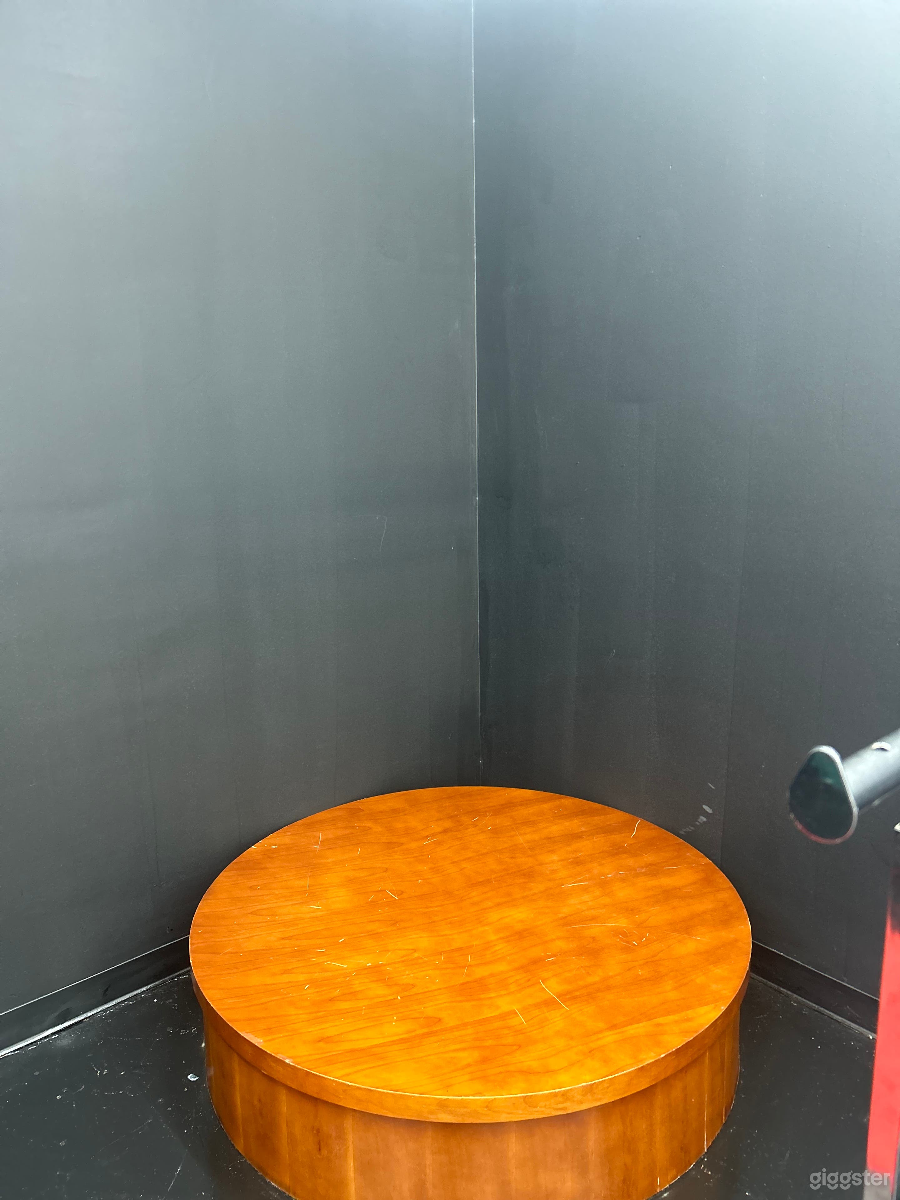 Model Platform with black background 