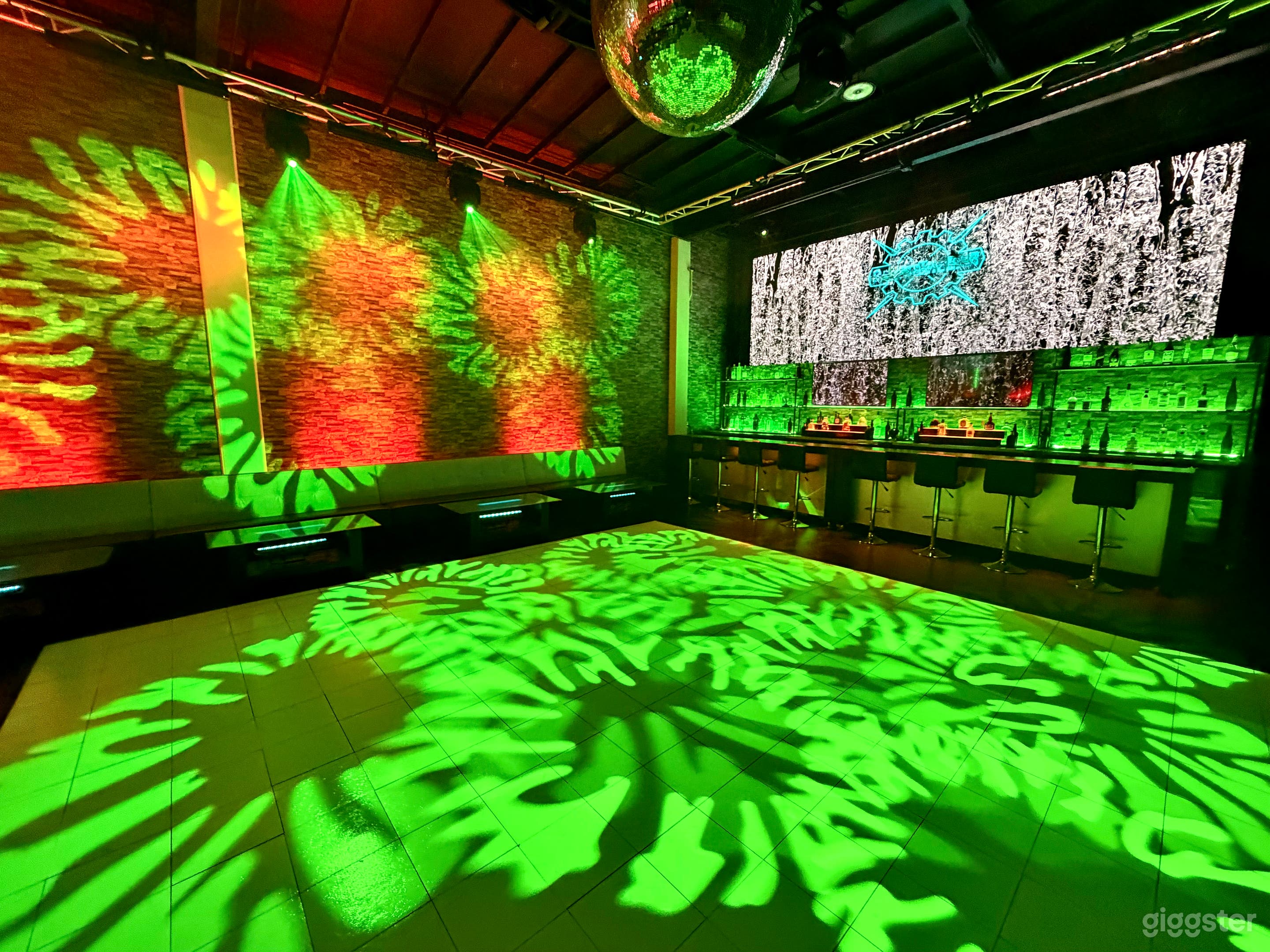 Venue, Bar, Nightclub, Film Studio Stage Photo 1