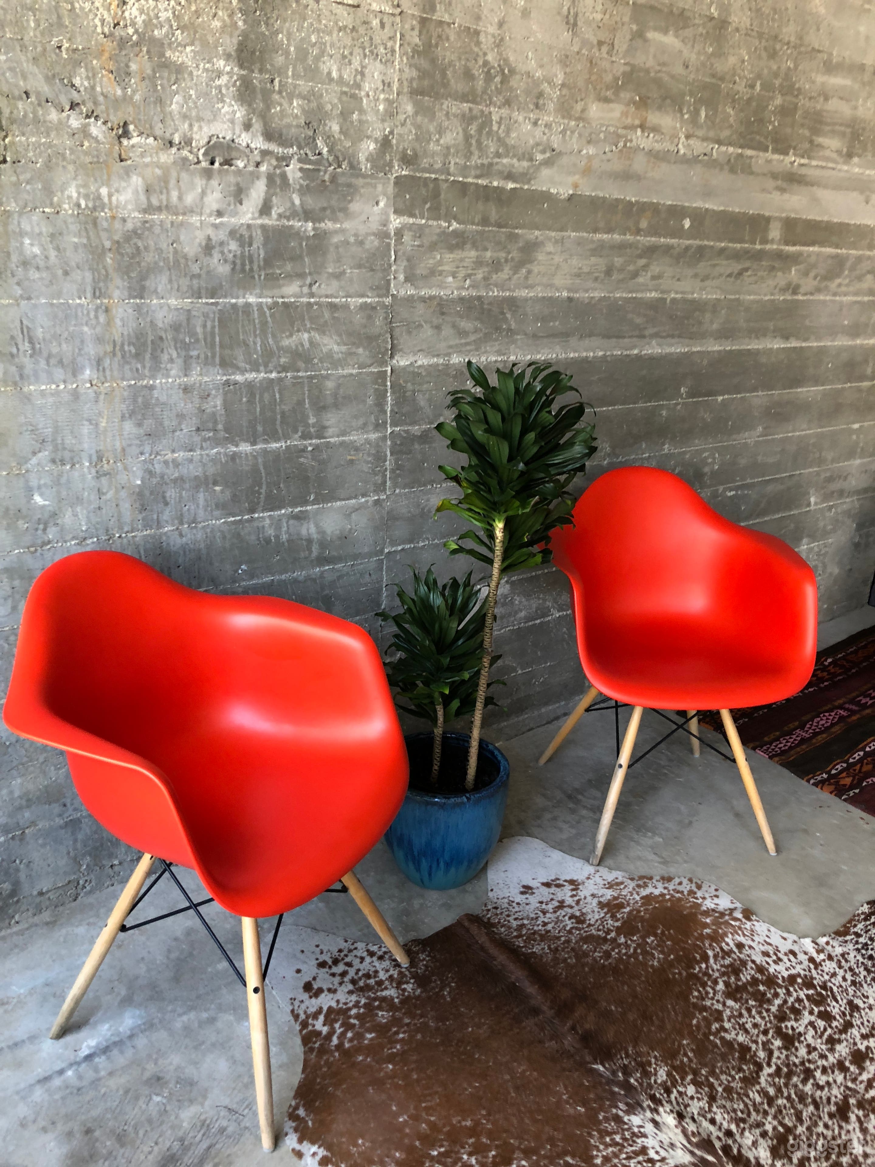 Architectural Concrete Studio for Photography Photo 2