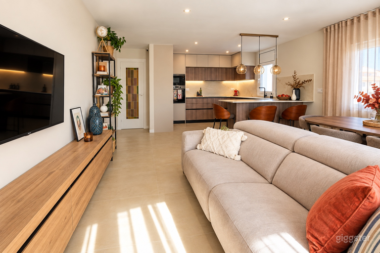  Modern two-story house for filming and photography 