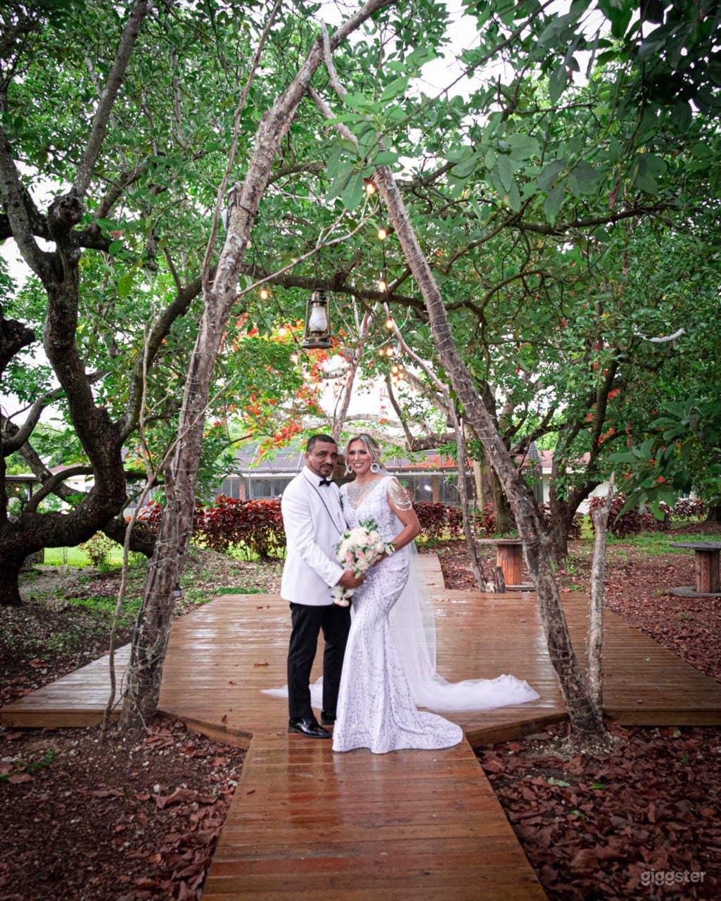 The Compass Plaza Photo 2