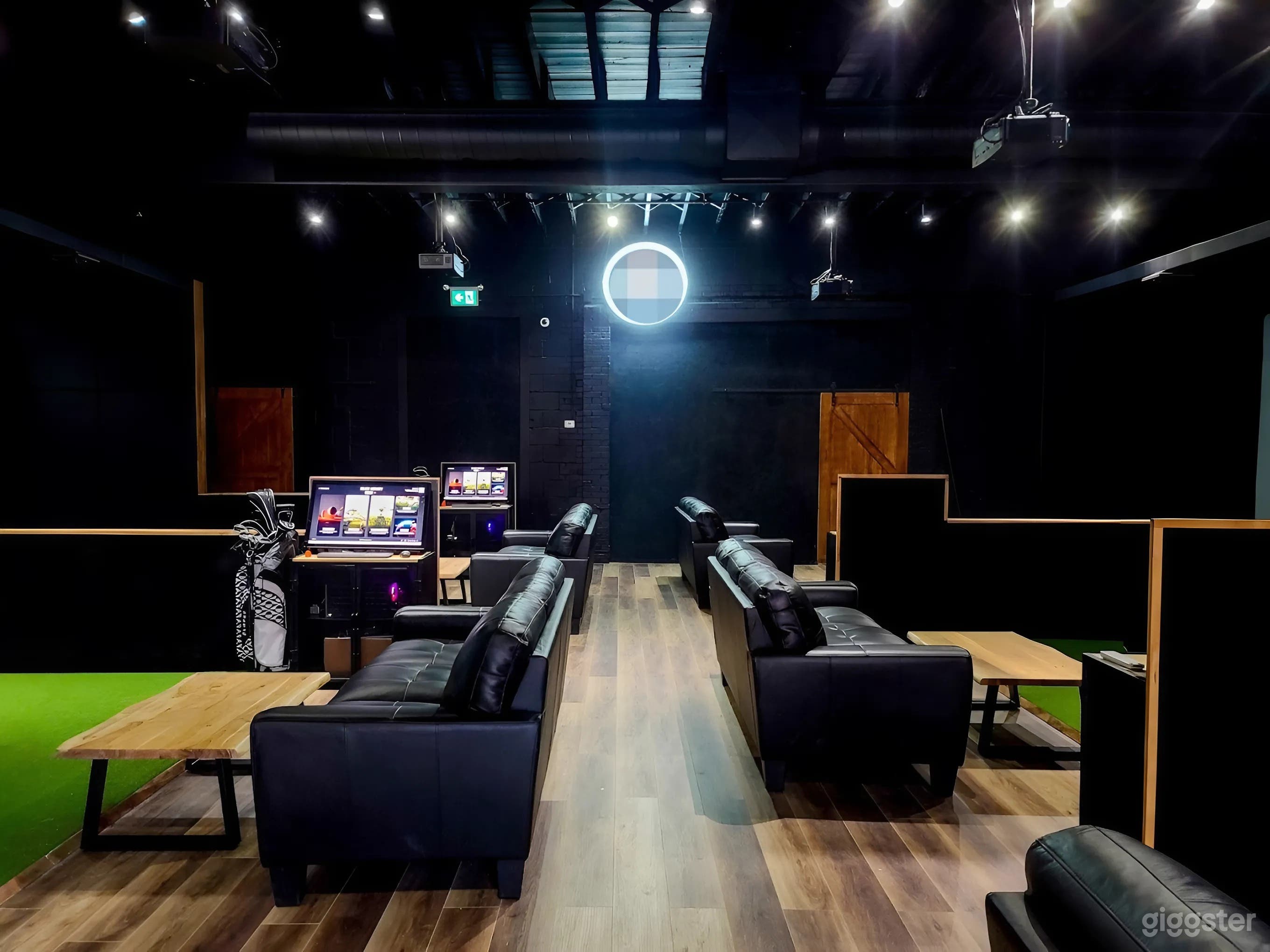 State-of-the-art Indoor Golf Event Space Photo 1
