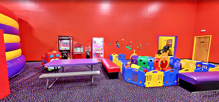  Indoor Inflatable Playground for Kids!! 