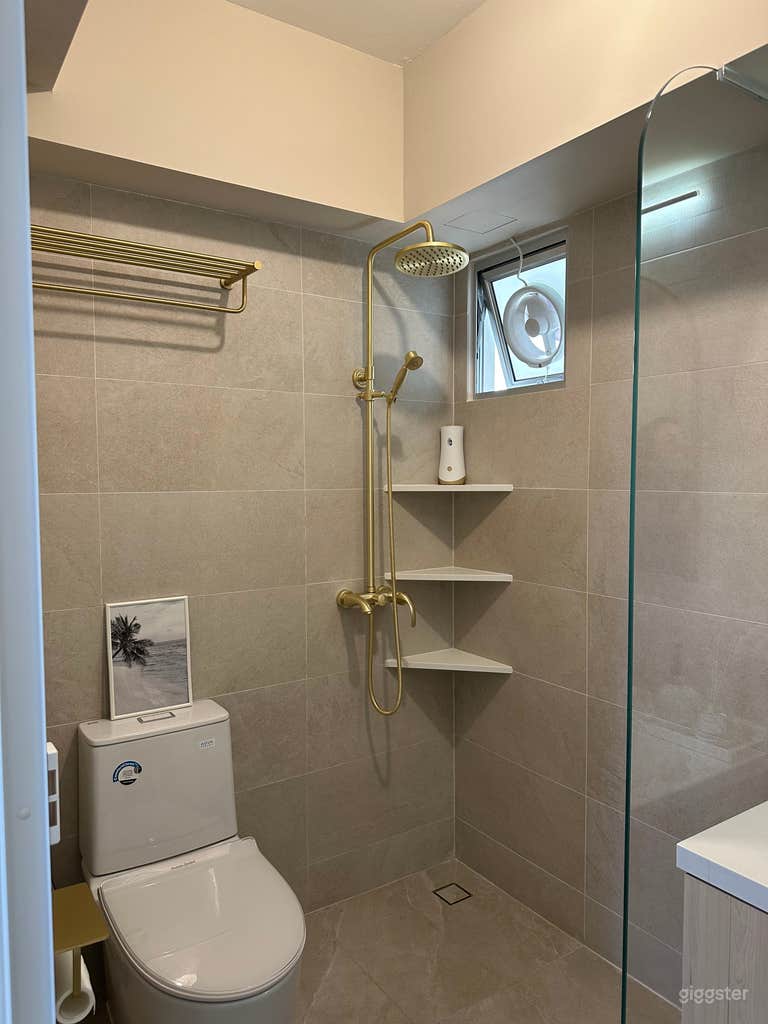  5 Room spacious High Floor Home 