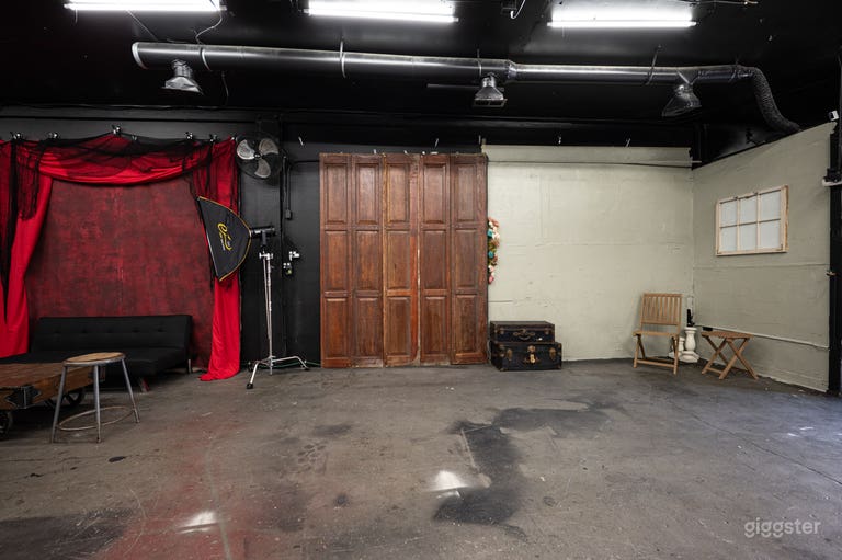  Creative Space Studio E 