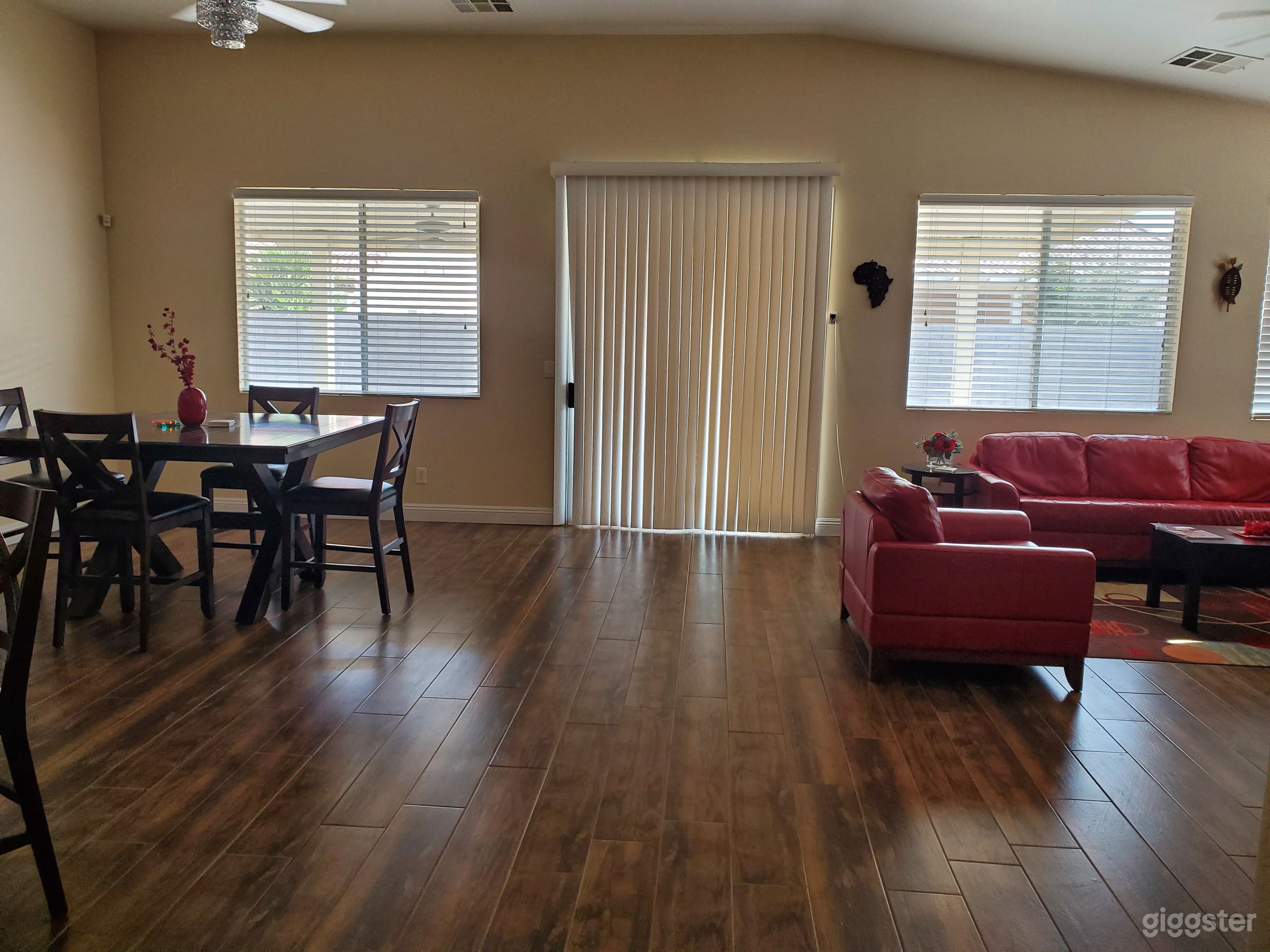 Dinning and seating.