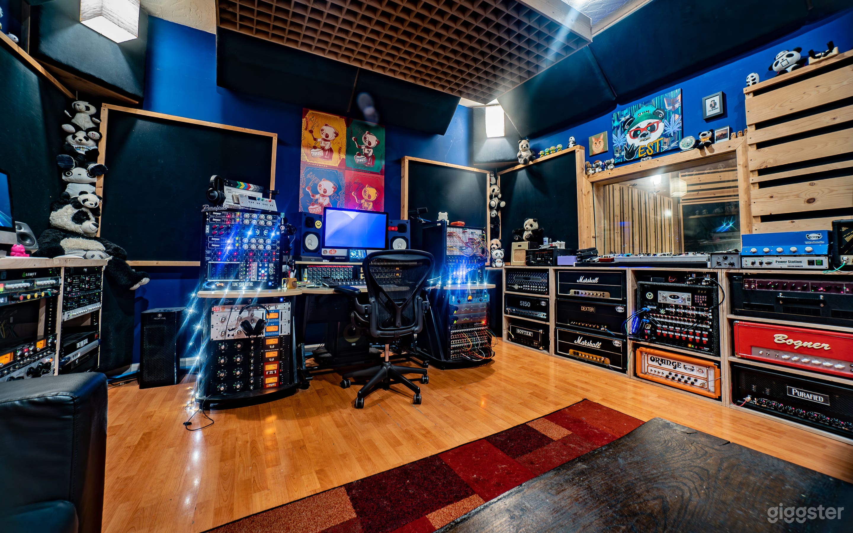 Creative Audio Production / Recording Studio Photo 2