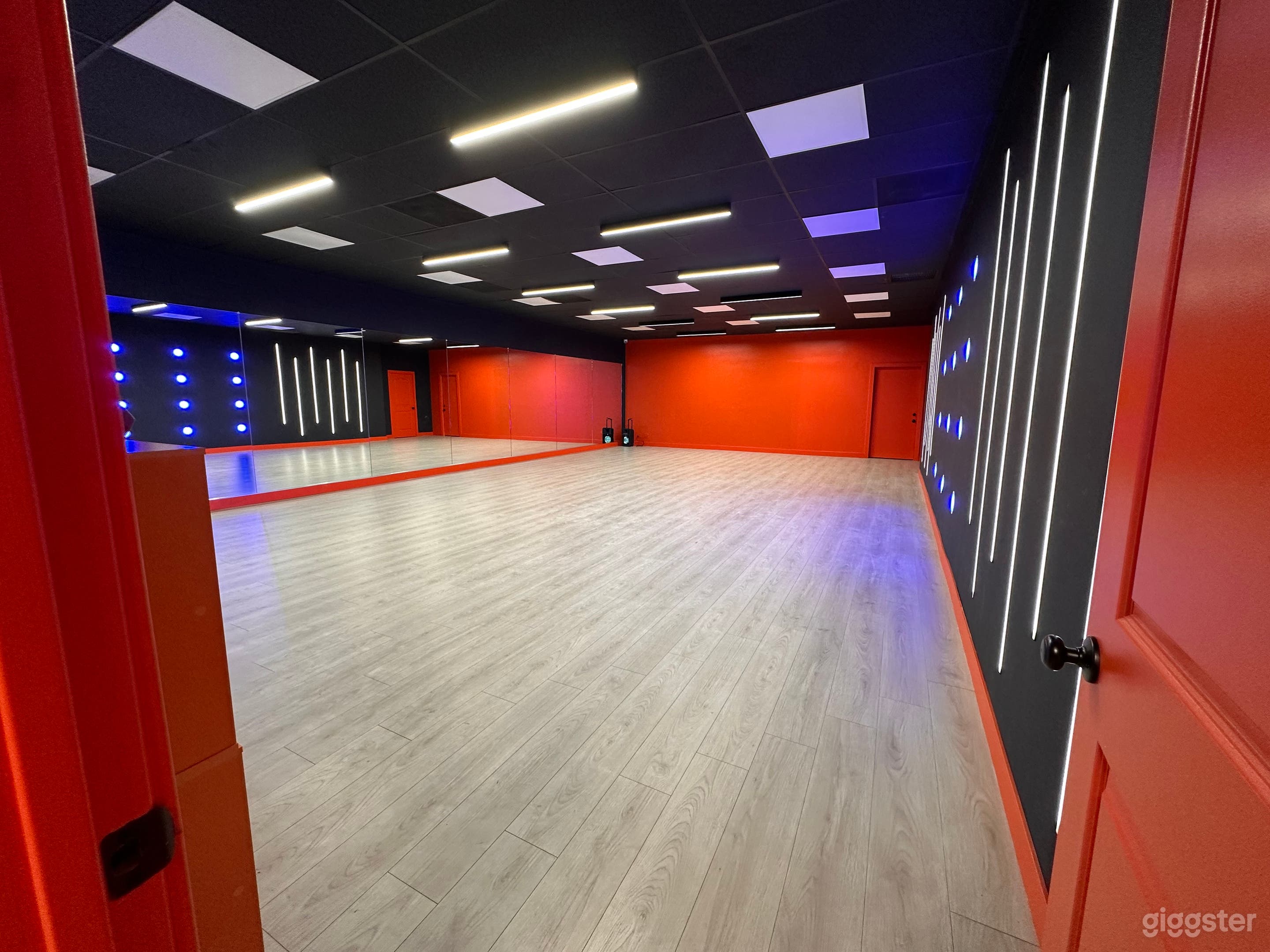 Stunning and Spacious Dance Center with Wooden Flooring Photo 2