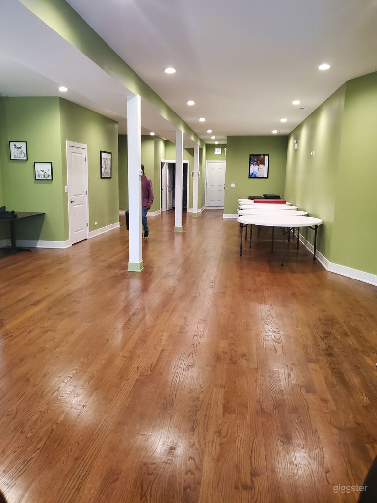  Dine-In Restaurant with Open Space Upstairs 