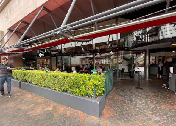 Sprawling Low-Key Eatery in Sydney Photo 4