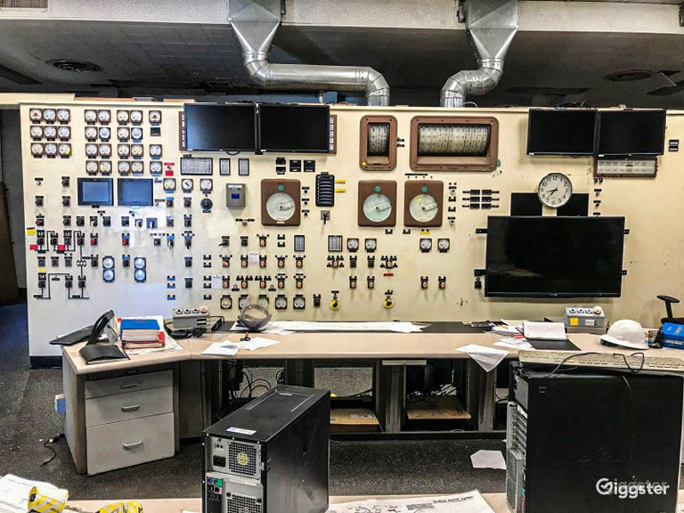  Abandoned Power Plant On The Beach 