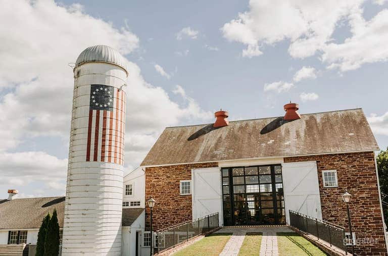  Recently Renovated, Two-Story Barn (Entire Barn Rental) 