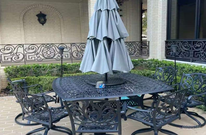 Secluded Pool with Great Gardens Photo 4