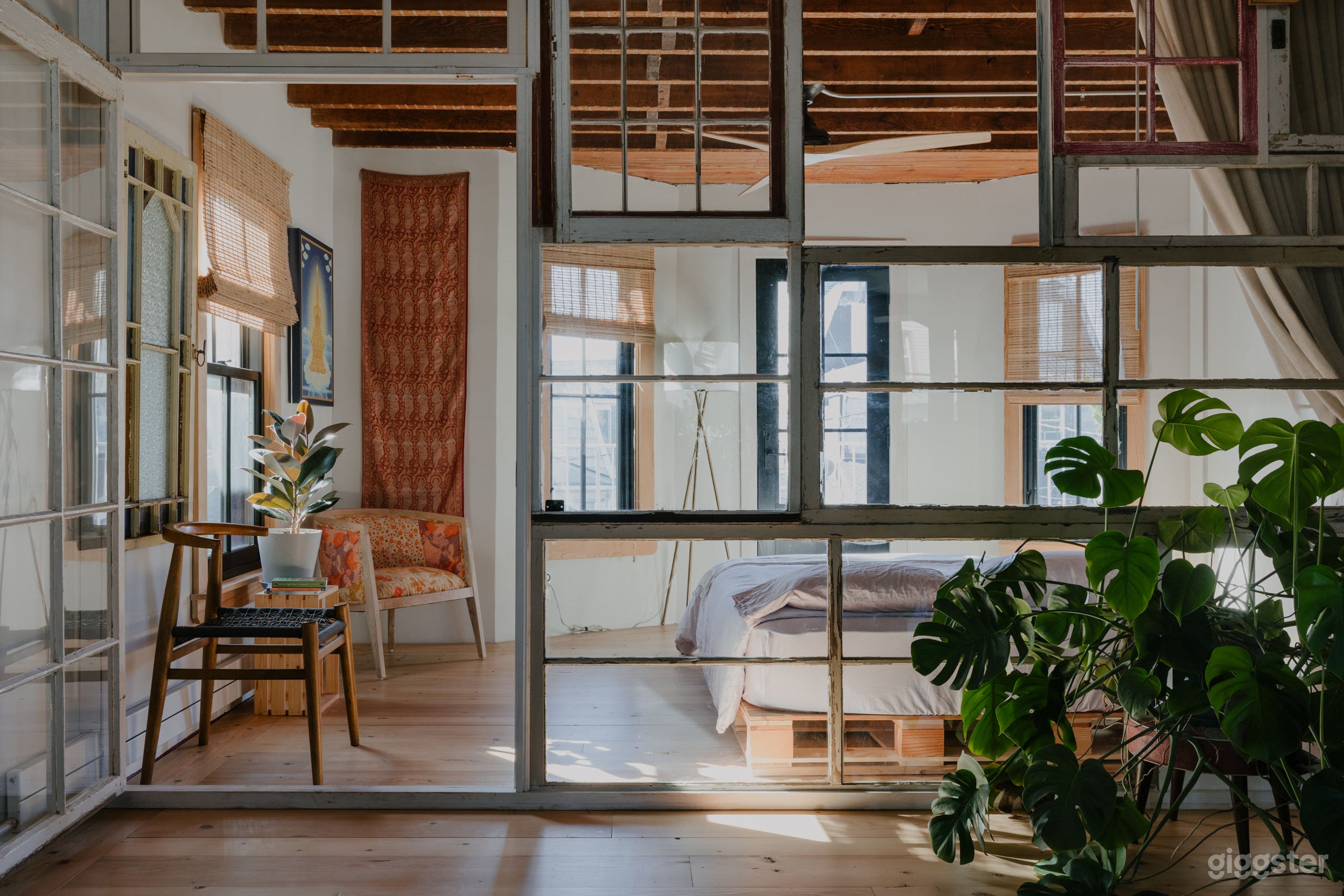 Bright Beachside Sanctuary Home Photo 1