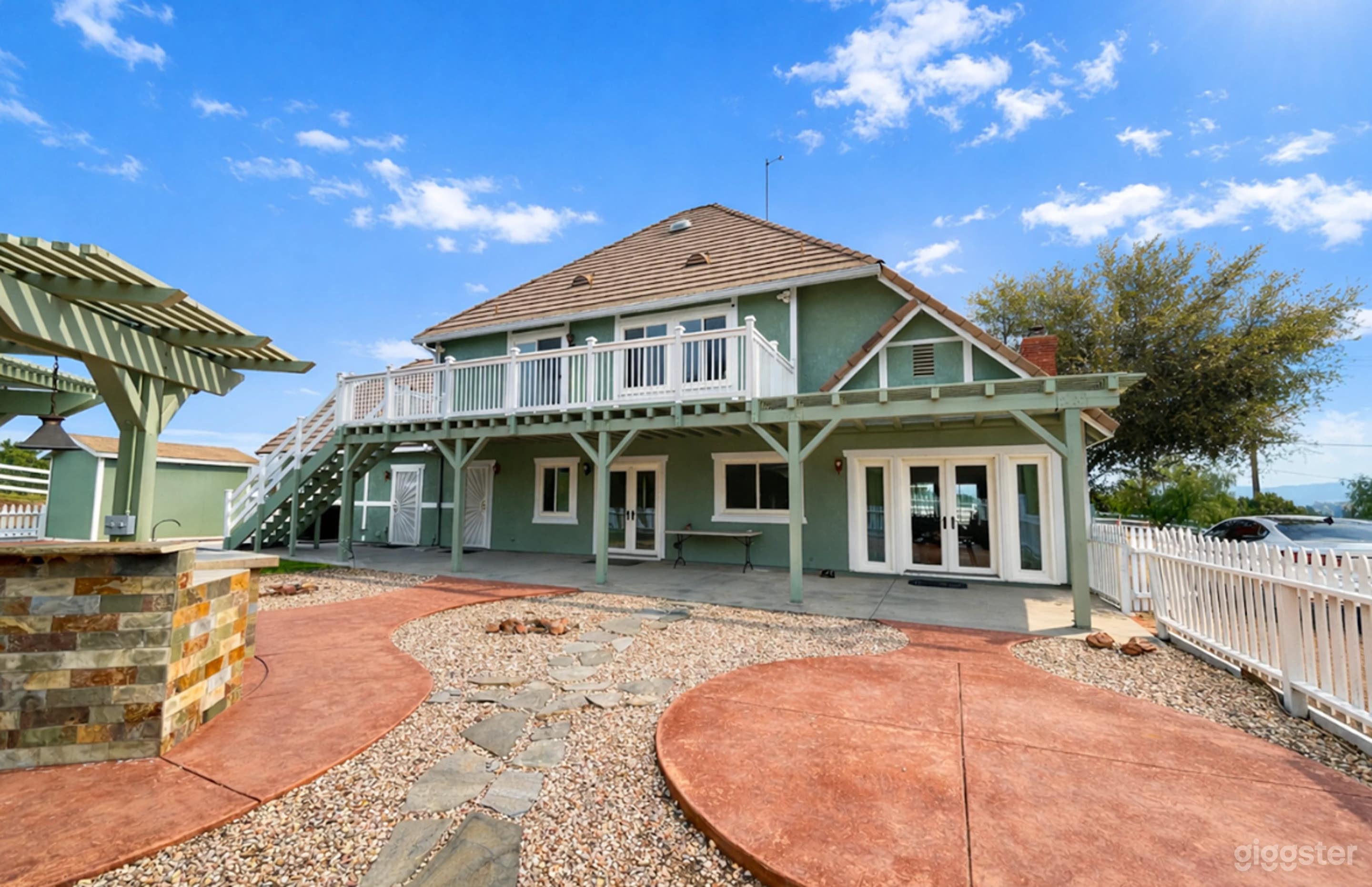 Premium Western Ranch Production Location Photo 1