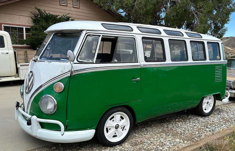  #76,071  Classic 1967 VW Bus  