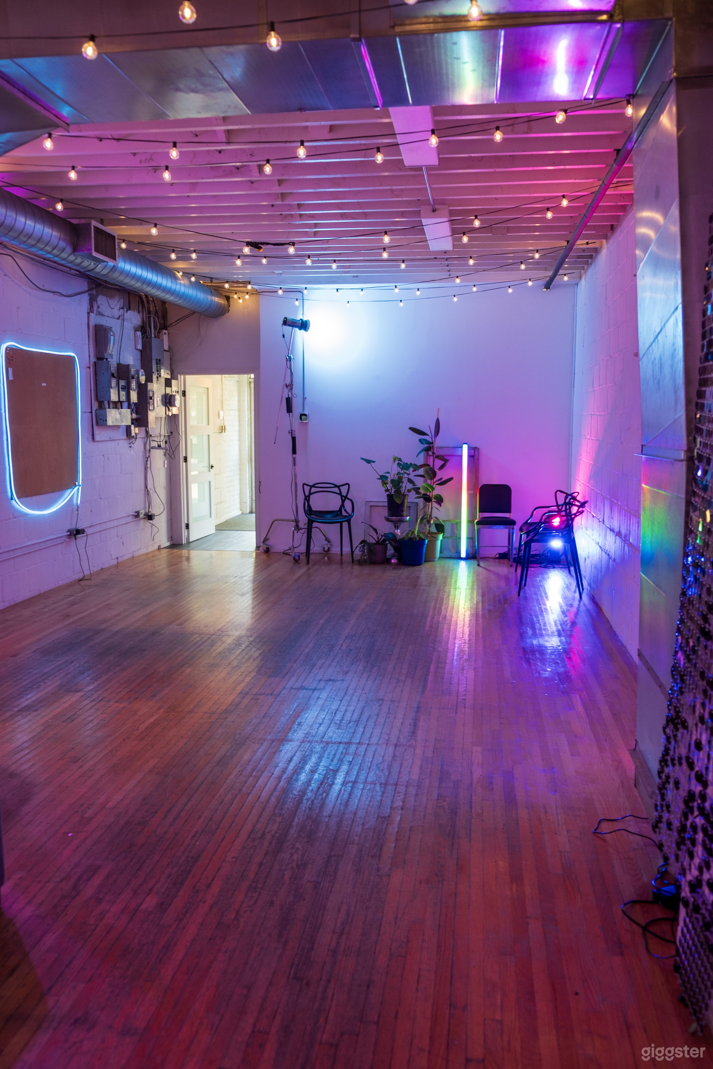 Industrial film/photo studio &amp; kitchen Photo 1