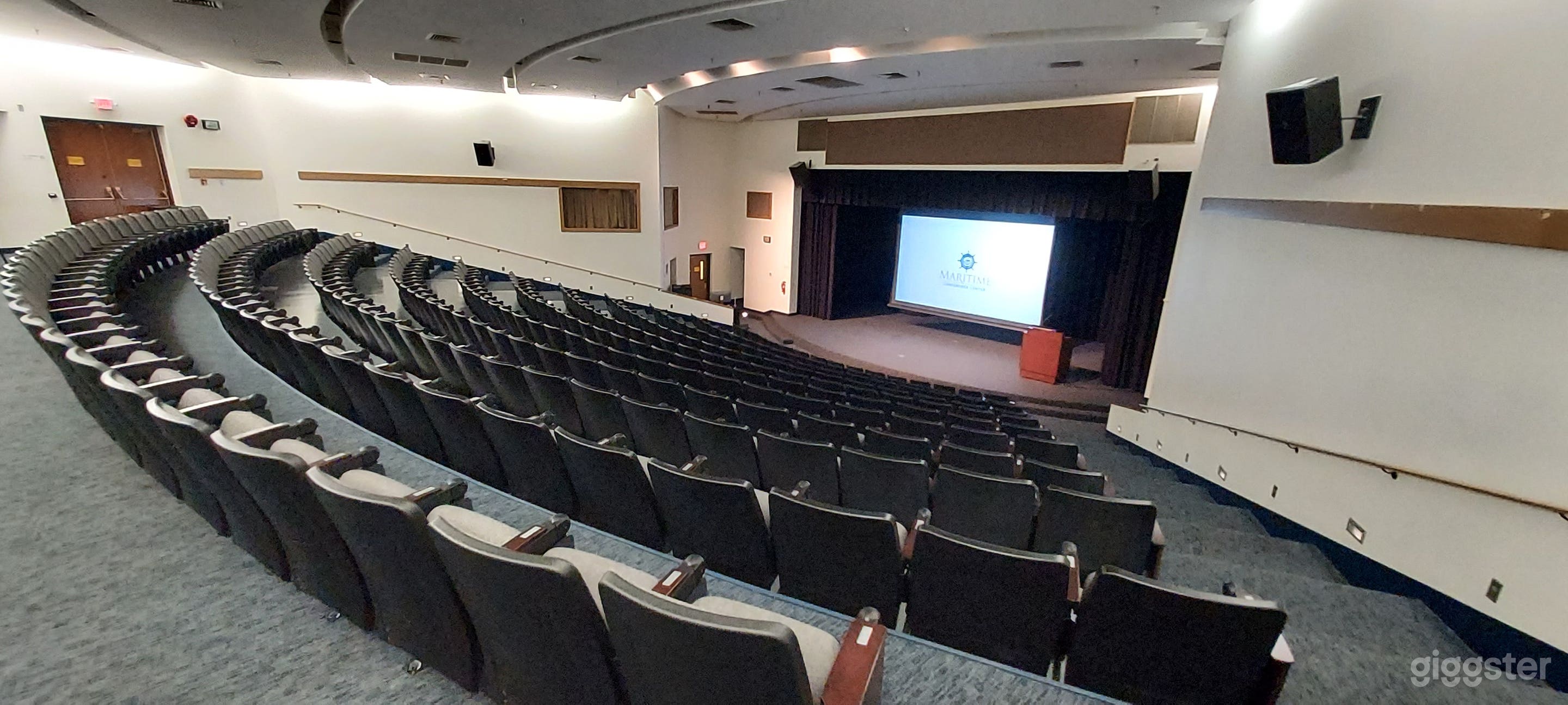 Conference Center w/ auditorium, meeting space, guest rooms Photo 4