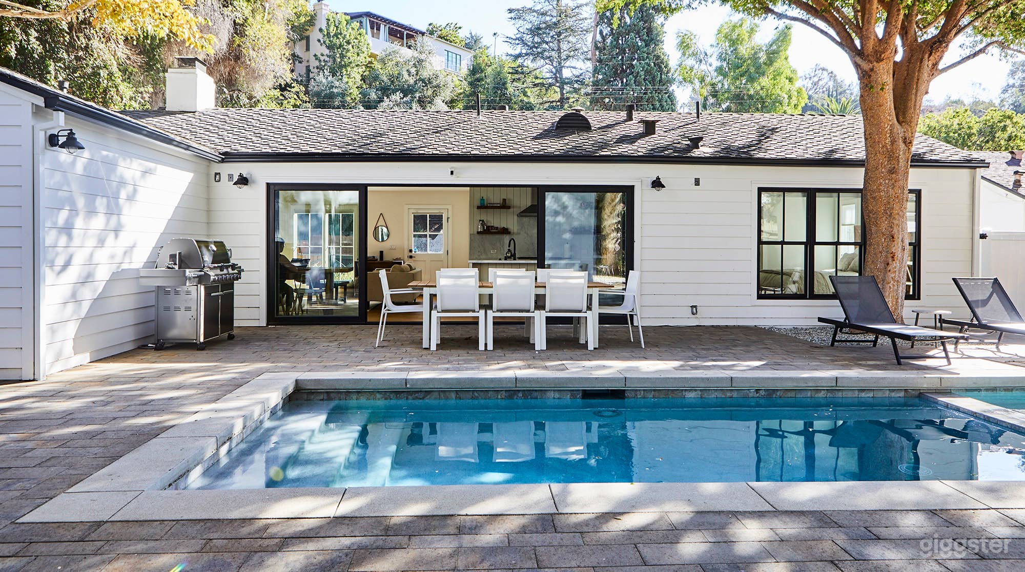 Hollywood Hills Beach Chic Bungalow Photo 1