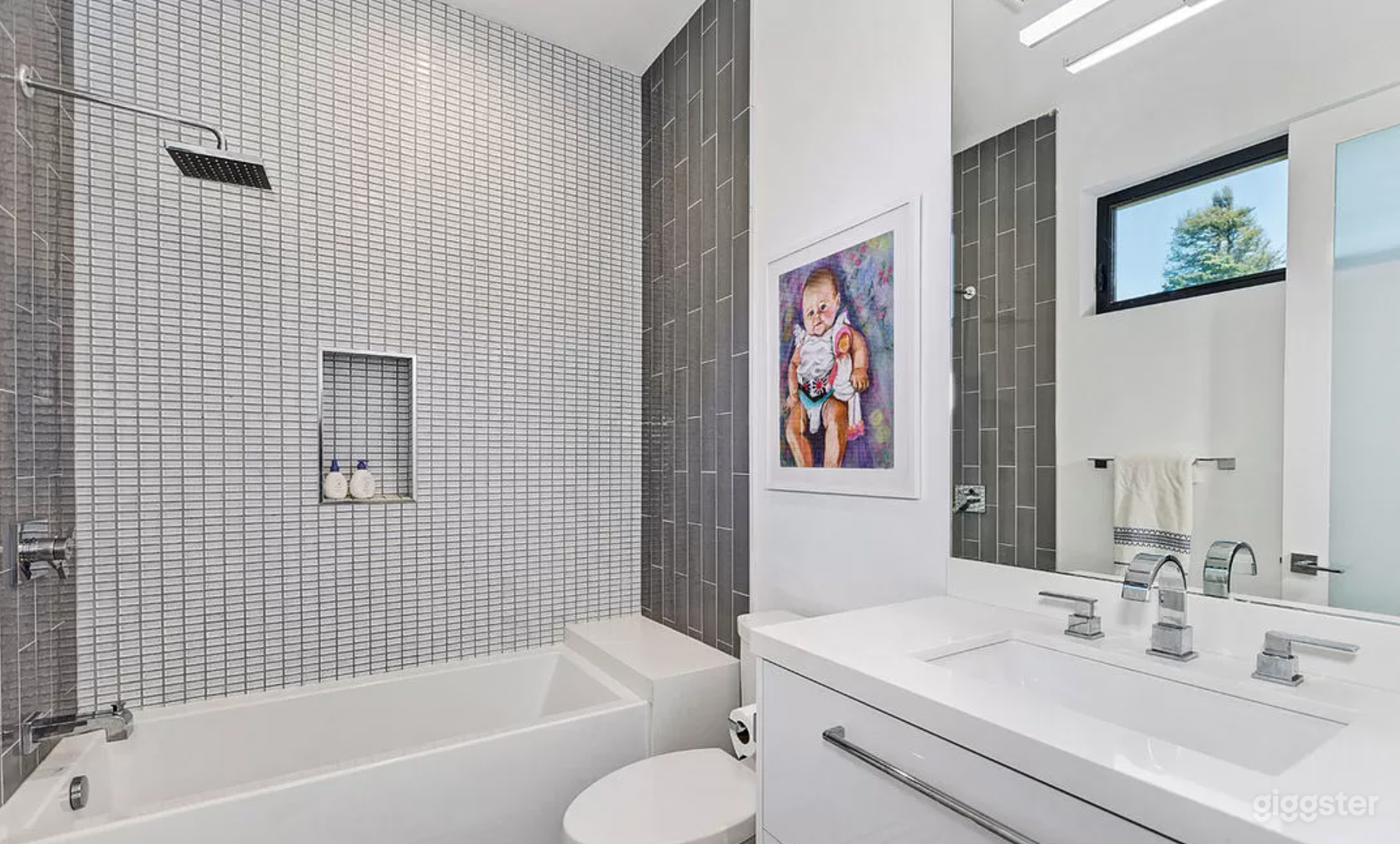 Contemporary Venice House with pool and views Photo 2