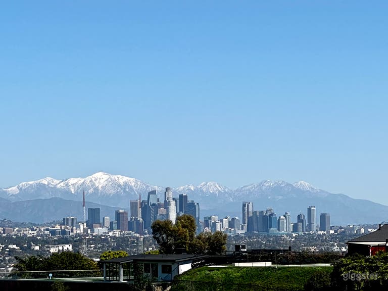  LARGE TULUM-STYLE HOME WITH SPECTACULAR VIEWS 