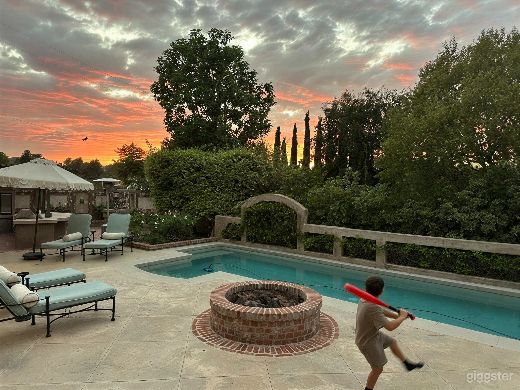 Private European Estate in North Tustin Photo 3