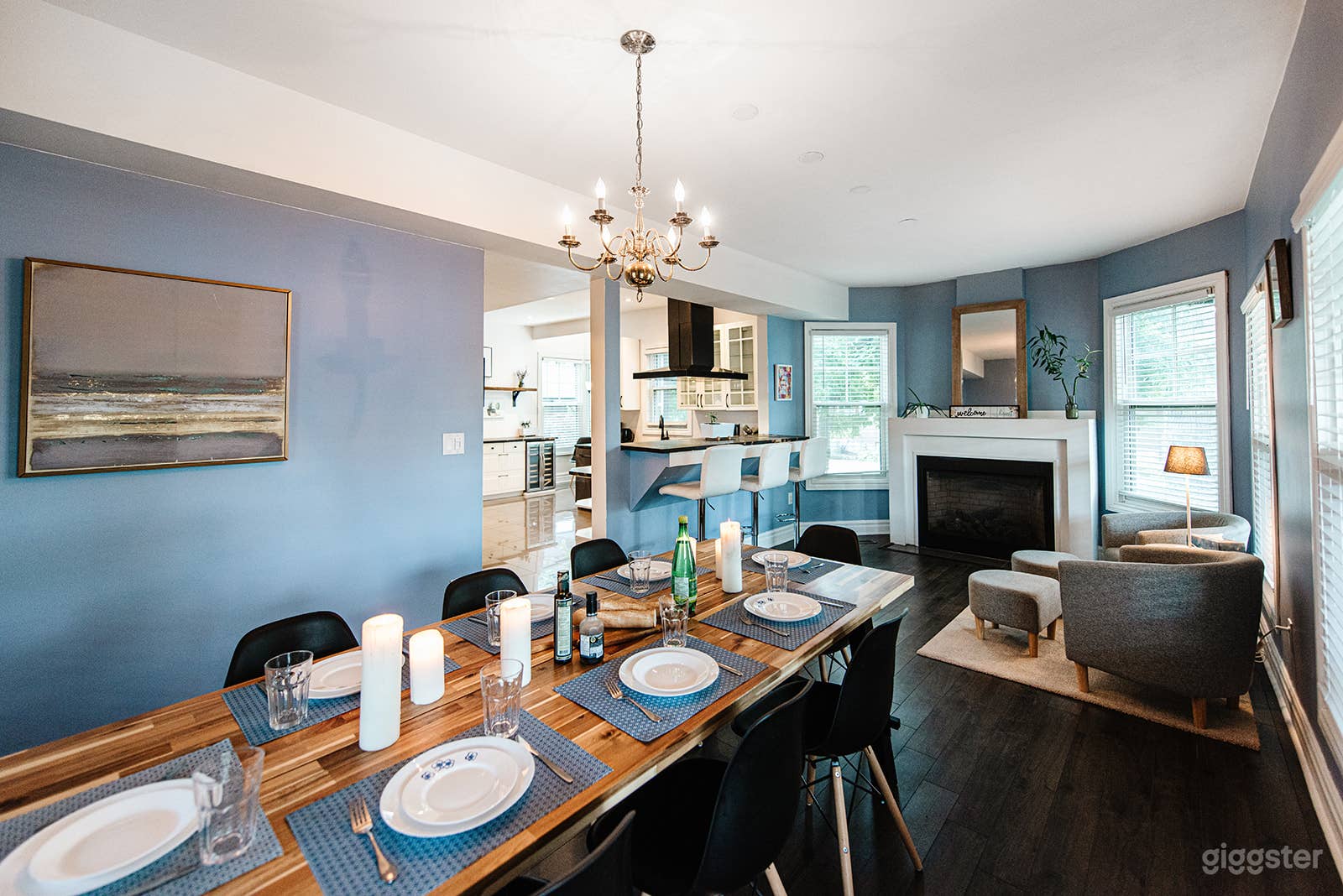 Hamilton Luxurious Beach Oasis with large backyard Photo 3