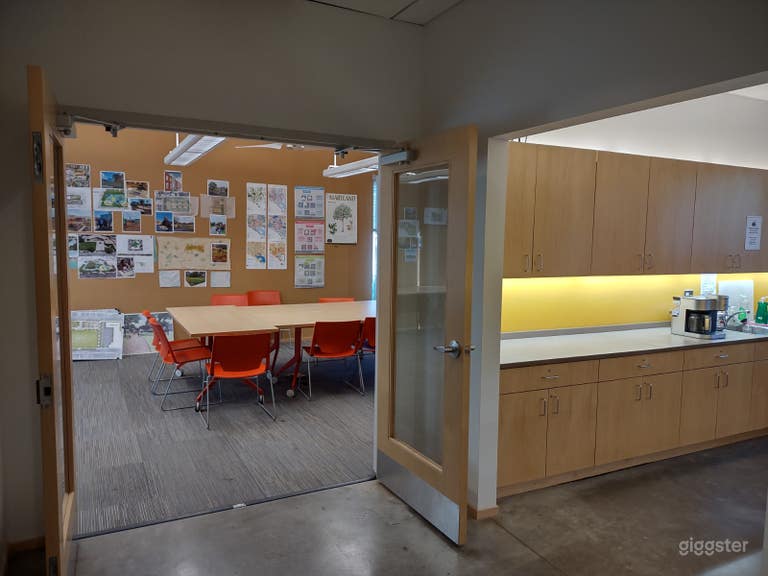  Entrance and Partial View of Adjacent Kitchen 