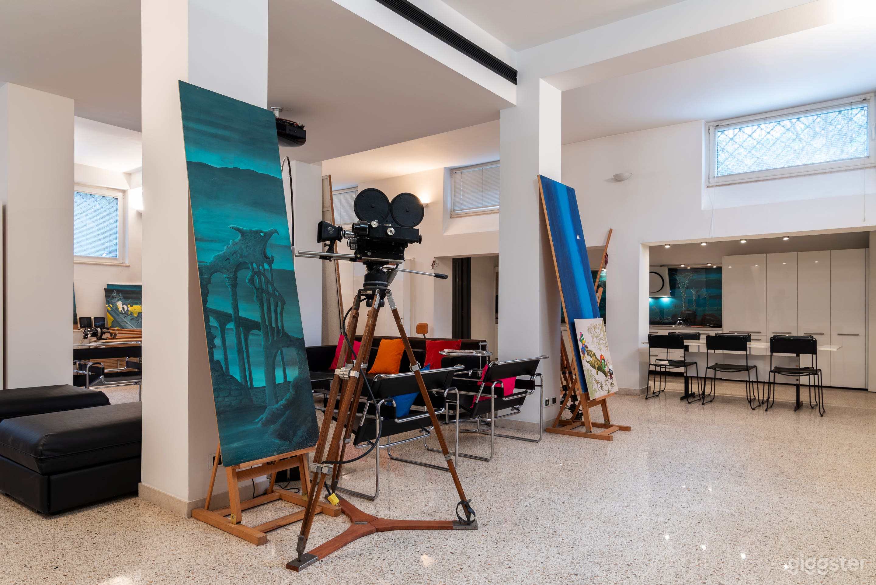 Foto di Cirene Loft — Loft Artistico in una Villa Storica Milanese 3